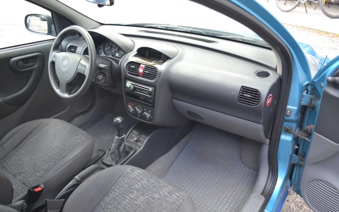Opel Corsa cena 3200 przebieg: 188135, rok produkcji 2001 z Warszawa małe 22